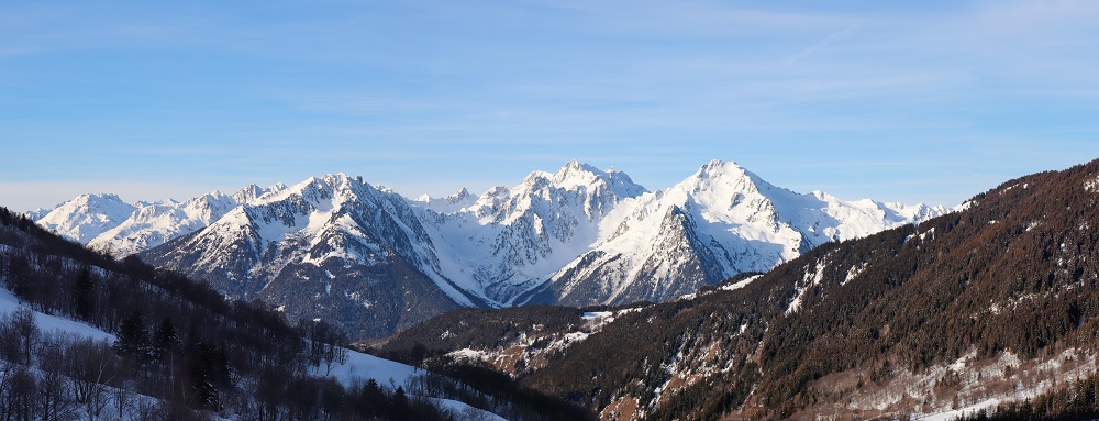 Auvergne - Rhône-Alpes - Savoie - Saint-François-Longchamp - Panorama sur la chaine de Belledonne