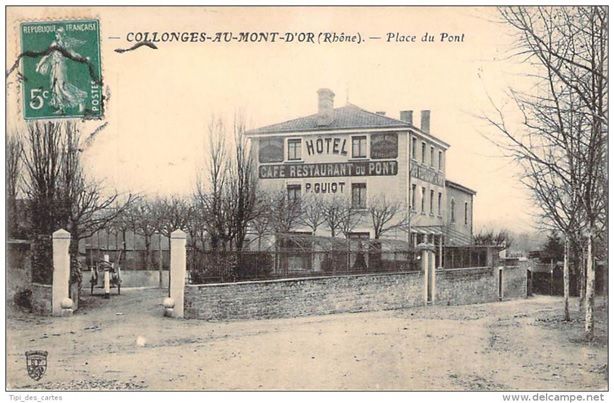 Une ancienne photo de l'hôtel de Collonges au Mont d'Or. Un écriteau sur la façade nous indique que l'hôtel fait aussi café et restaurant.